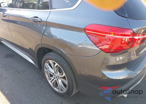 2017 BMW X1 xDrive28I из США, поврежденный, VIN WBXHT3Z32H4A56816